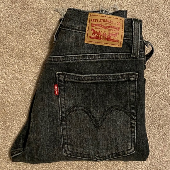 Levi’s Wedgie Skinny Size 27 Ankle - Picture 4 of 6